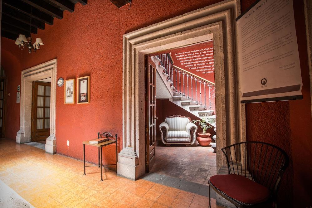 Portico Hotel & Galeria Морелия Экстерьер фото