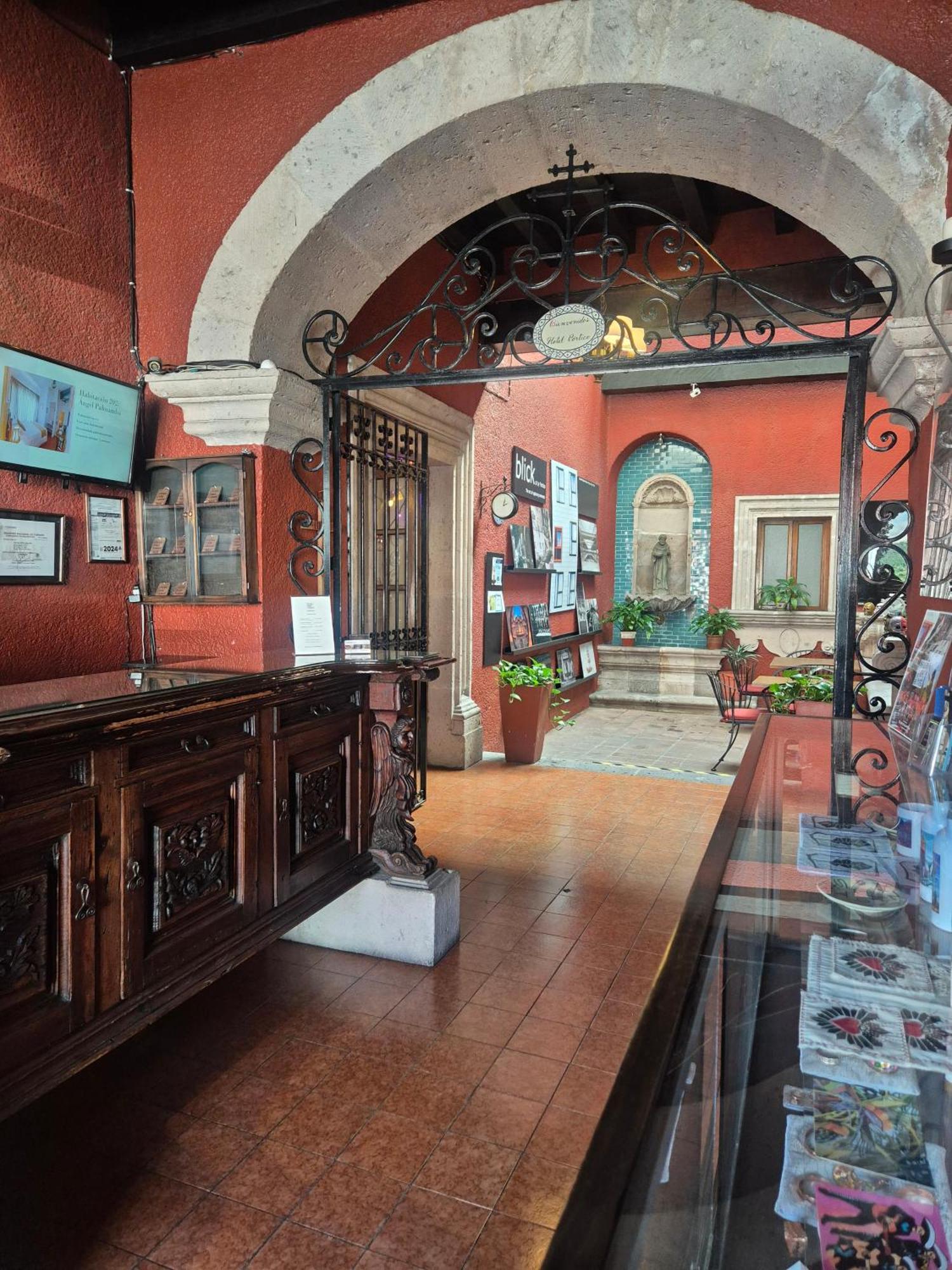Portico Hotel & Galeria Морелия Экстерьер фото
